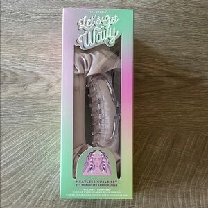 Anthropologie Yes Studio Lets Get Wavy Heatless Curls Set with Clips Hair Gift